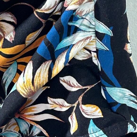 Nip Tuck Rhonda One-Shoulder Tropical Leaf Swimsuit NWT Size 4 - Picture 10 of 13